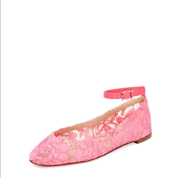 Valentino Garavani Lace Ankle Strap Flats - Picture 4 of 9